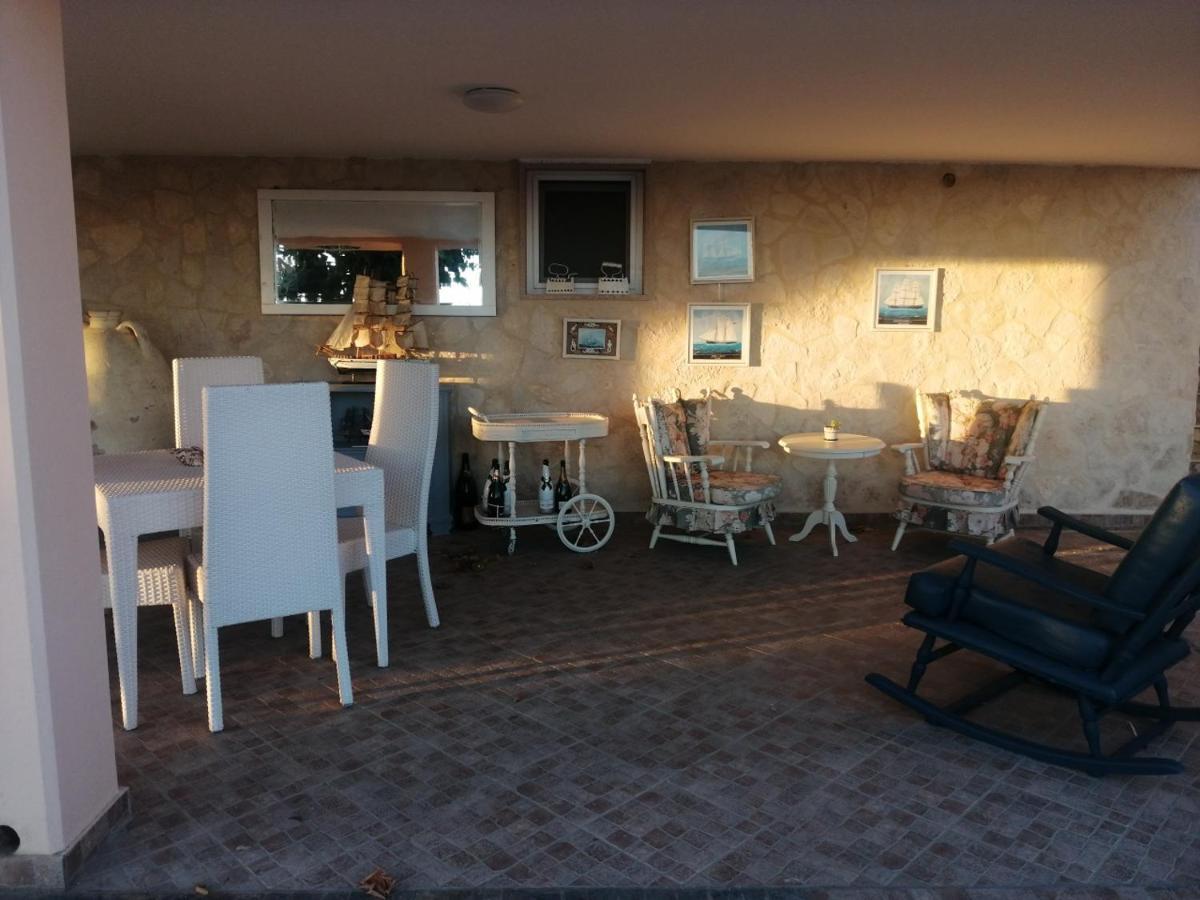 Villa Relax Amore Le Lamie di Olimpe Luaran gambar